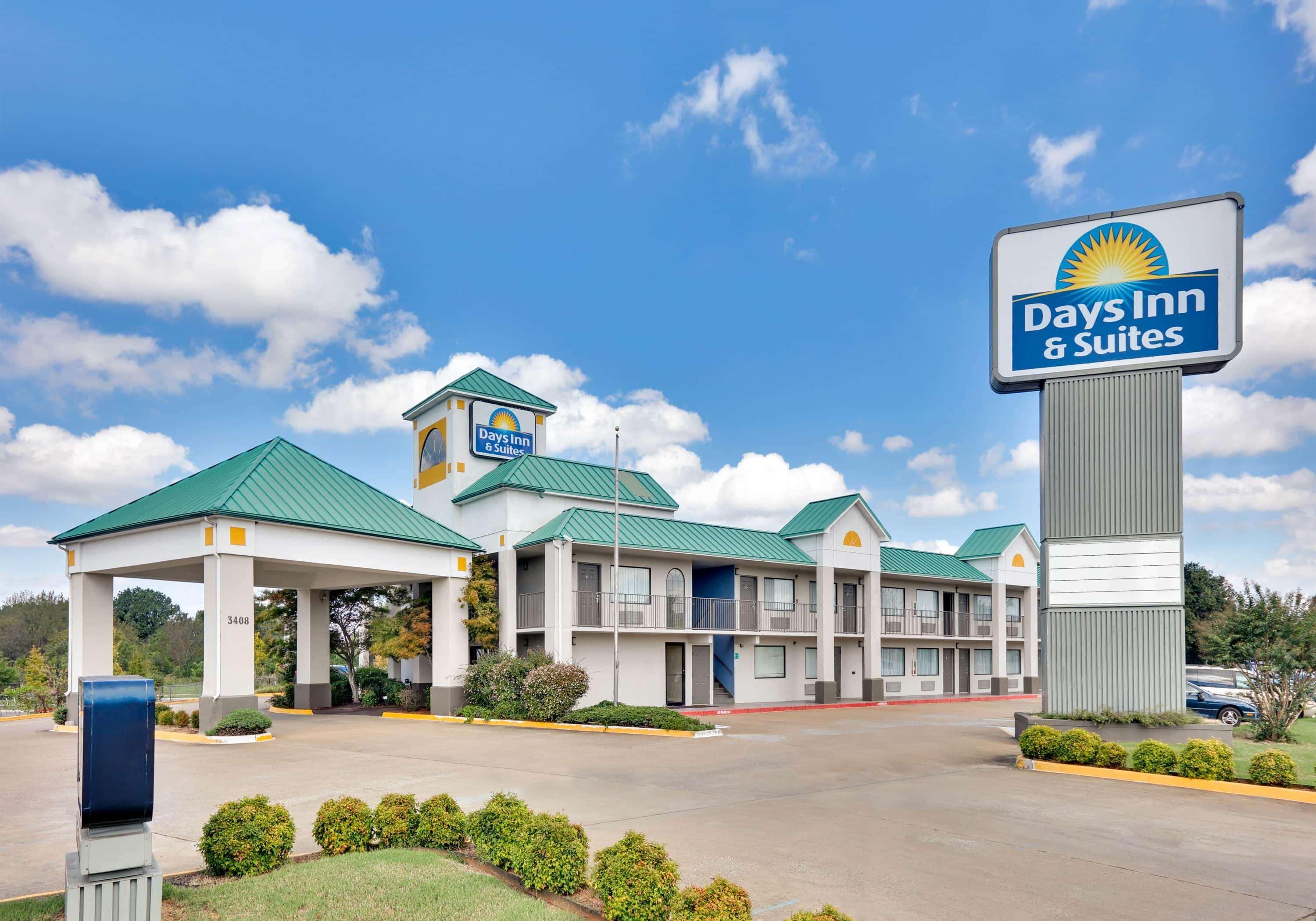 Days Inn & Suites By Wyndham בנטונוויל מראה חיצוני תמונה